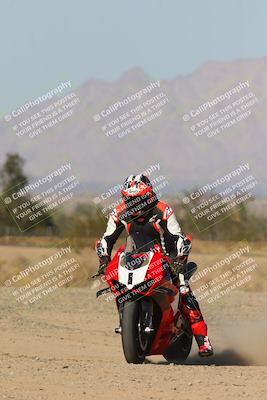 media/Dec-09-2023-SoCal Trackdays (Sat) [[76a8ac2686]]/Turn 4 Set 1 (1120am)/